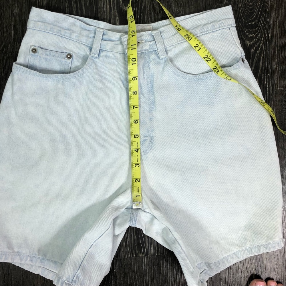 Vintage 90’s Denim Republic Jean Shorts - Picture 5 of 10